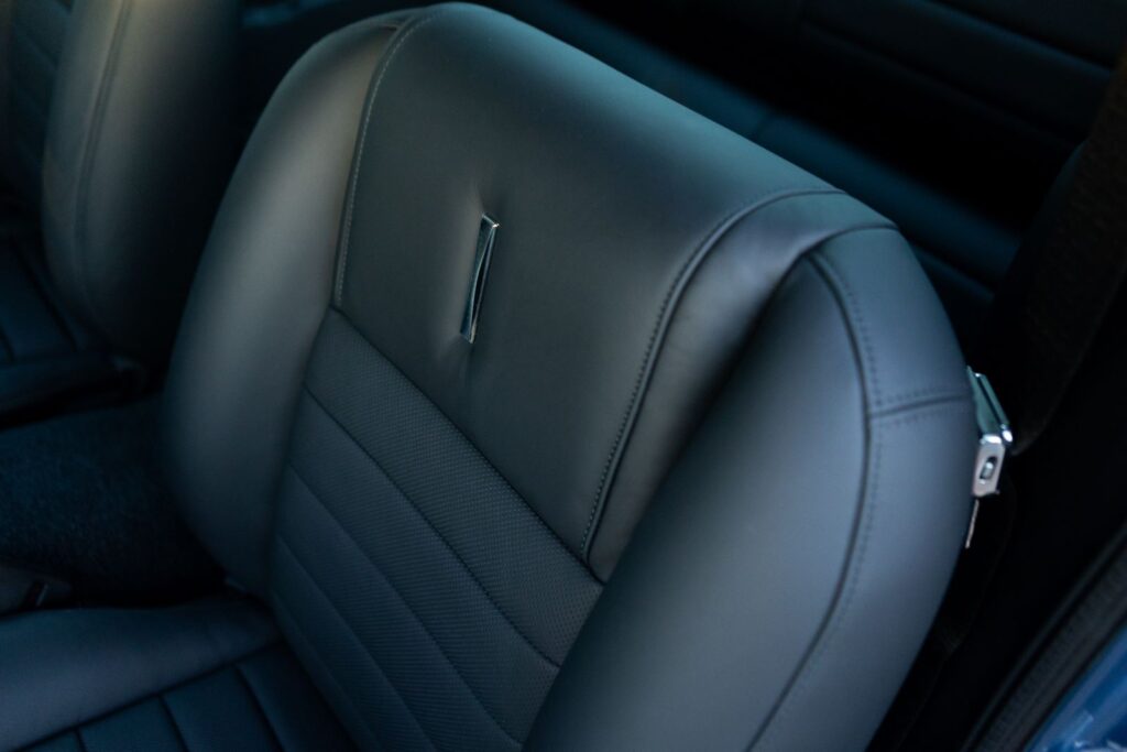 1967 Shelby GT500 Front Seat Detail 26