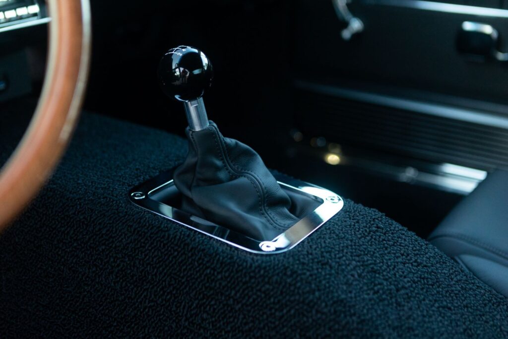 1967 Shelby GT500 Gear Shifter Close-Up 25