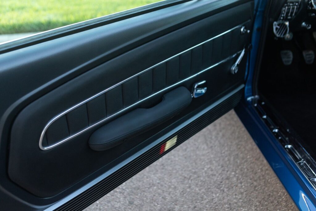 1967 Shelby GT500 Interior Door Panel Detail 20