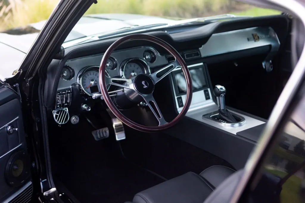 1967 Shelby GT 500 steering wheel appearance design