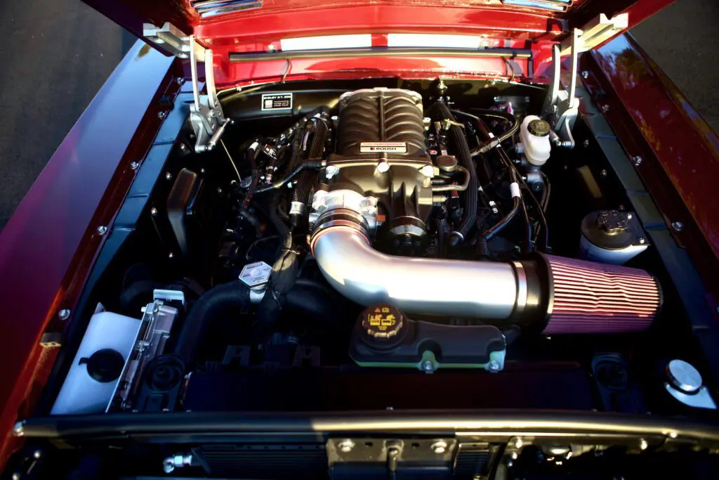 Upper view of a 1968 Shelby GT500KR Convertible engine