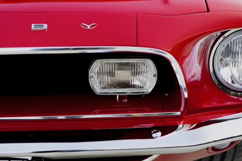 1968 Shelby GT500KR front lights design close up shot