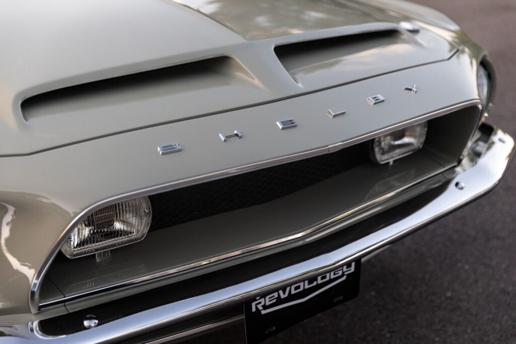 1968 Shelby GT500KR SHELBY Emblem Close-Up 6