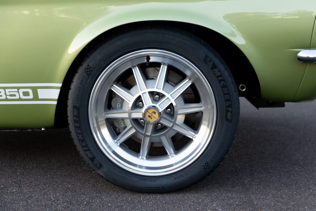 1967 Shelby GT350 Alloy Wheel Close-Up 15