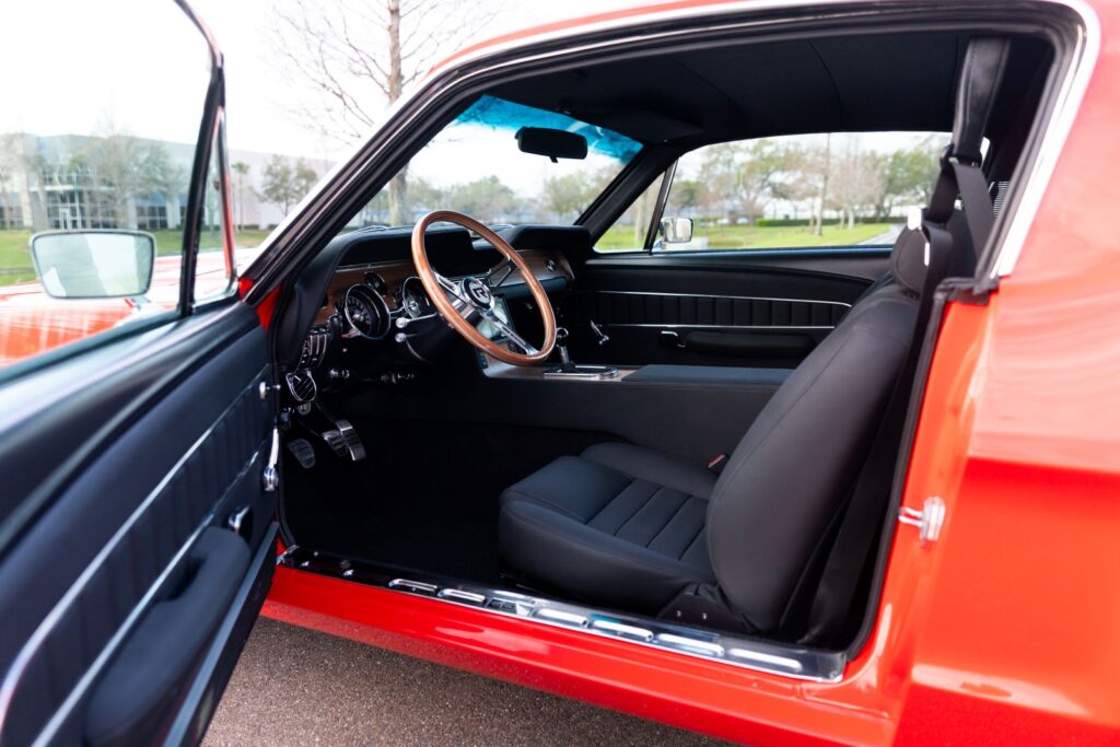 1968 Mustang GT Cobra Jet Front Cabin Interior Open Door 20