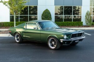 1968-revology-gt-fastback-highlandgreen-170-13