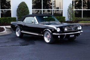 1966-revology-mustang-convertible-180-01