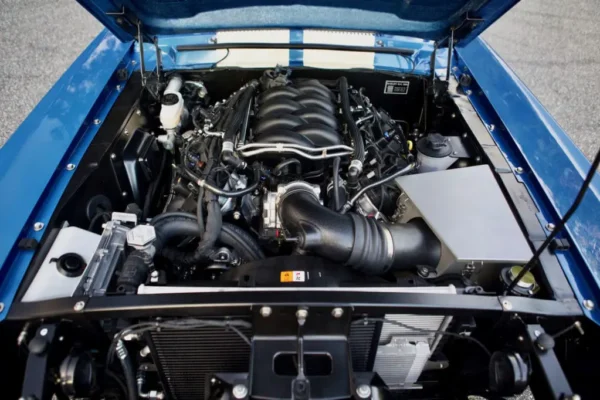 Upper view of a 1967 Shelby GT 500 engine